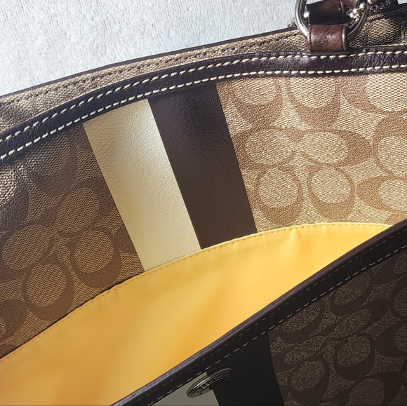 Coach Chelsea Heritage Stripe F14477 Signature Shoulder Handbag EUC - Picture 14 of 17